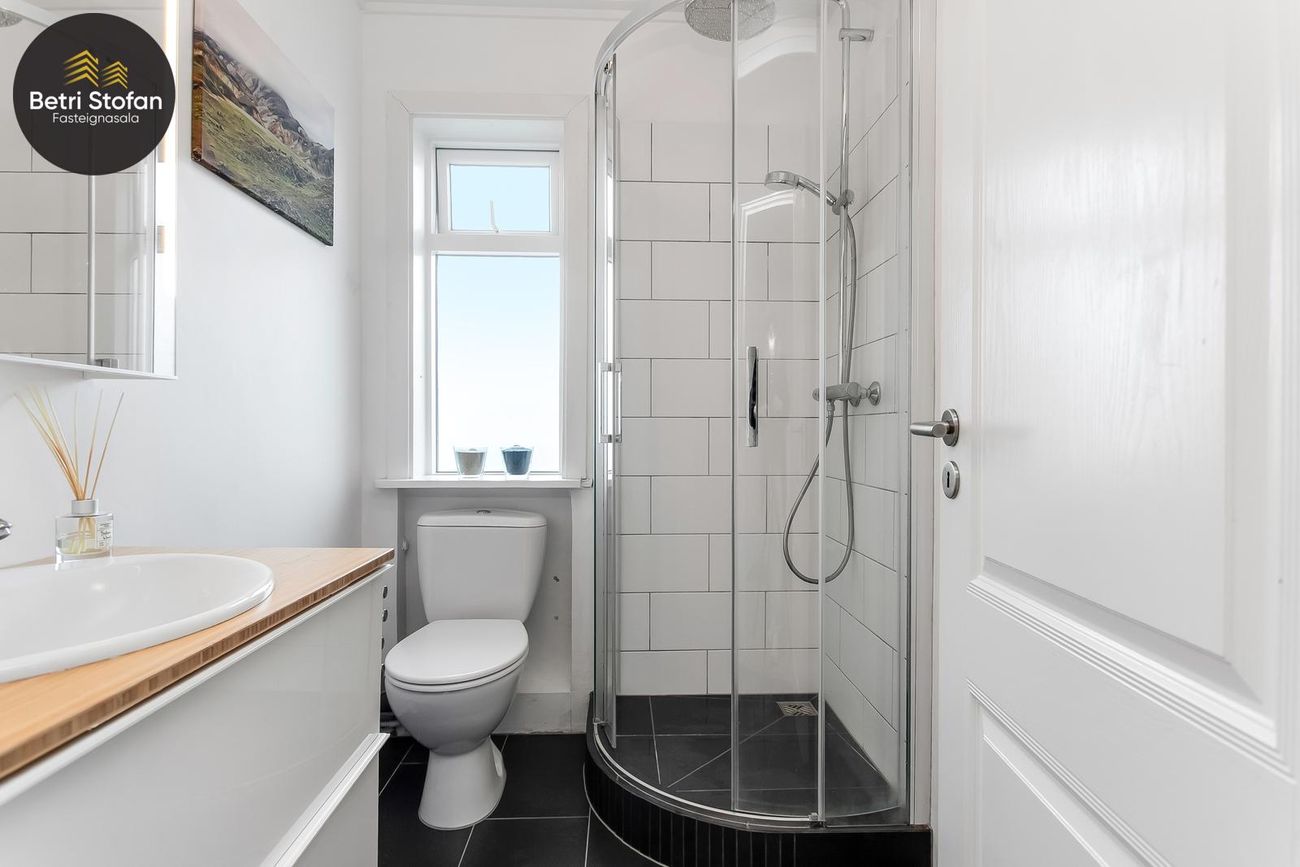 Víðimelur 59, 107 Reykjavík