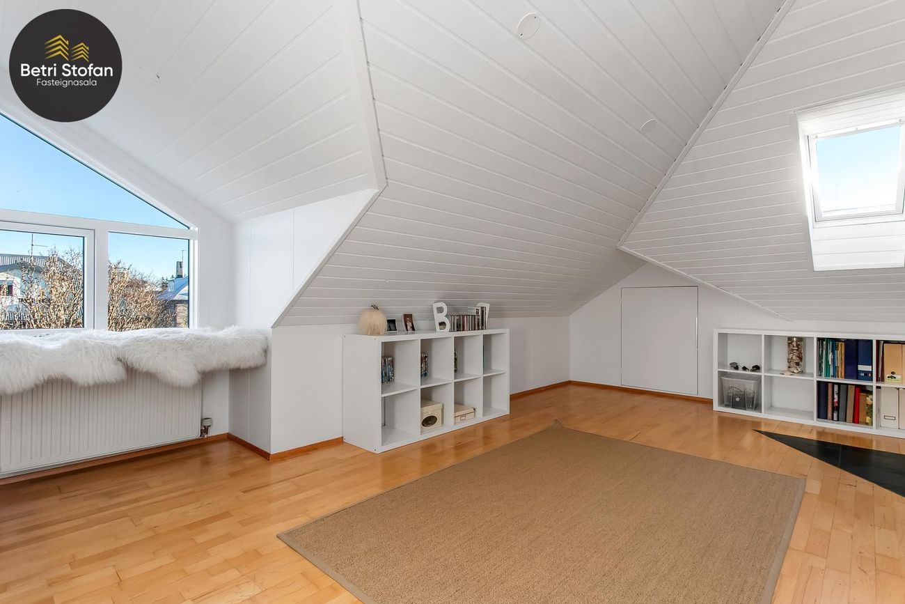 Víðimelur 59, 107 Reykjavík