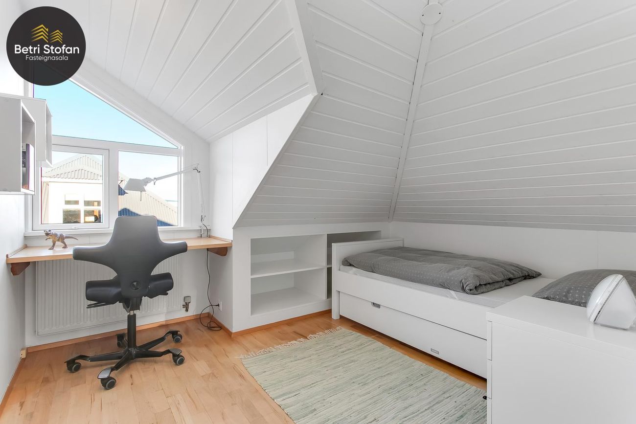 Víðimelur 59, 107 Reykjavík