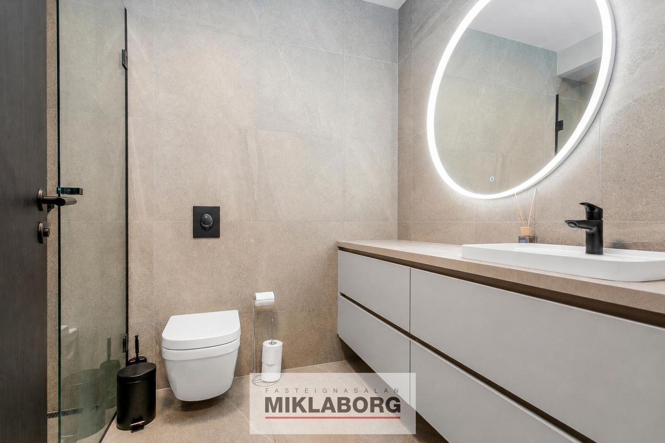 Dalsmúli 1, 108 Reykjavík