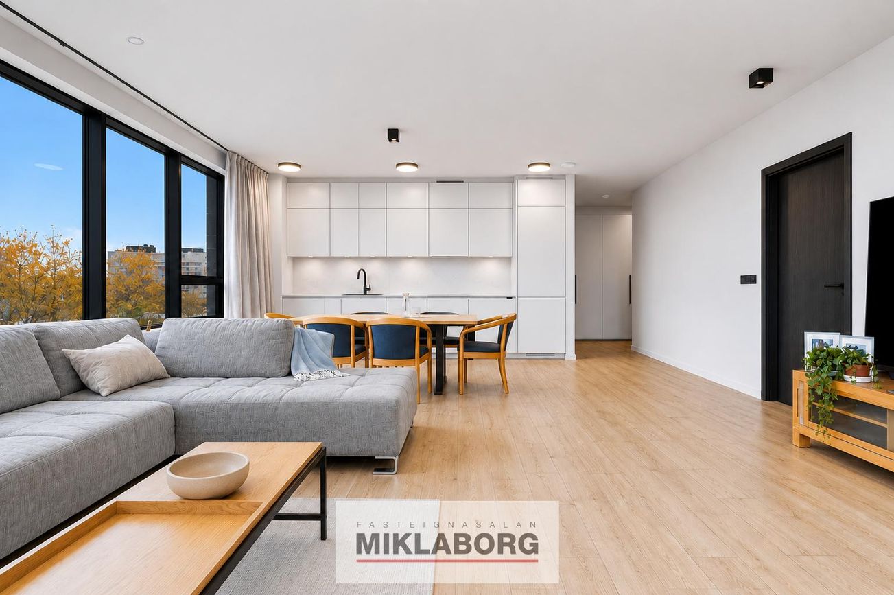 Dalsmúli 1, 108 Reykjavík
