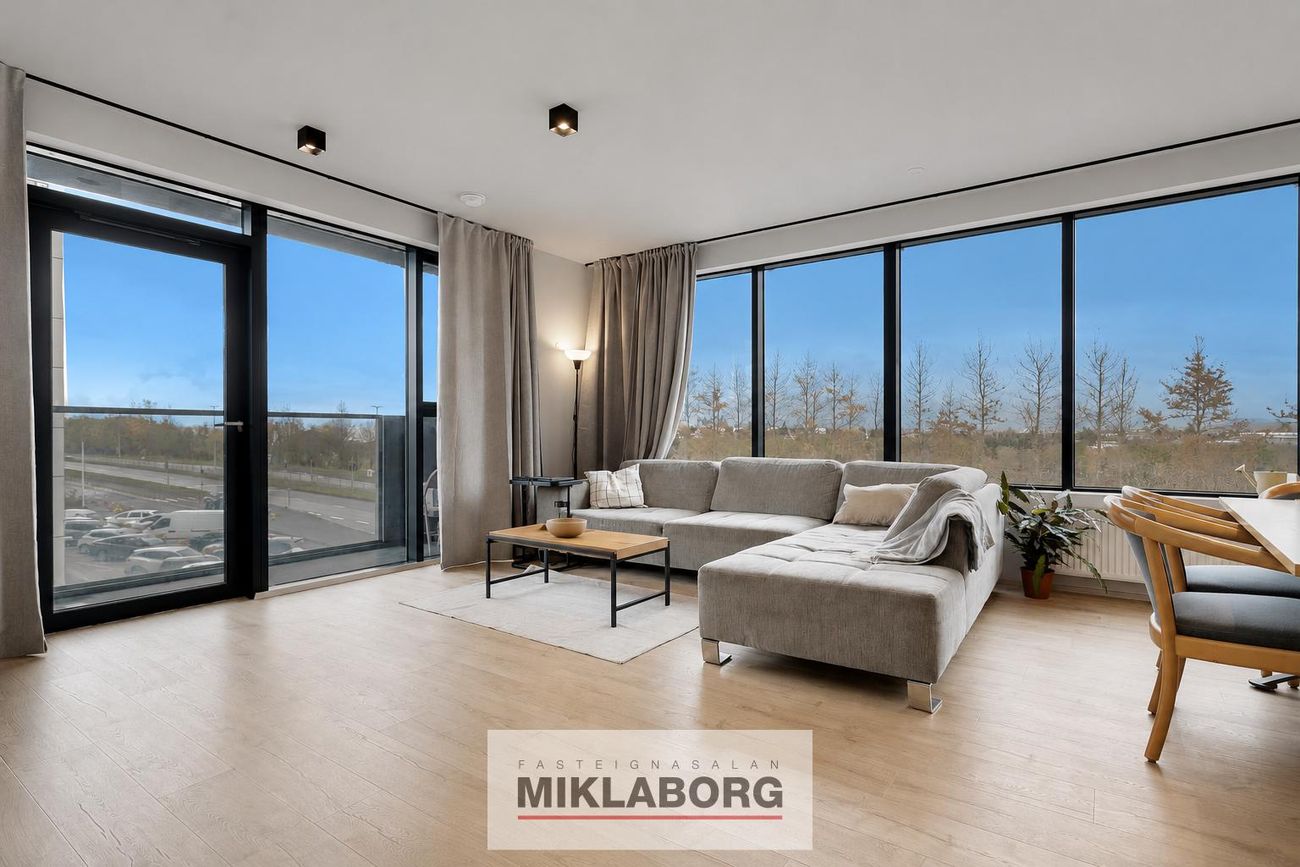 Dalsmúli 1, 108 Reykjavík