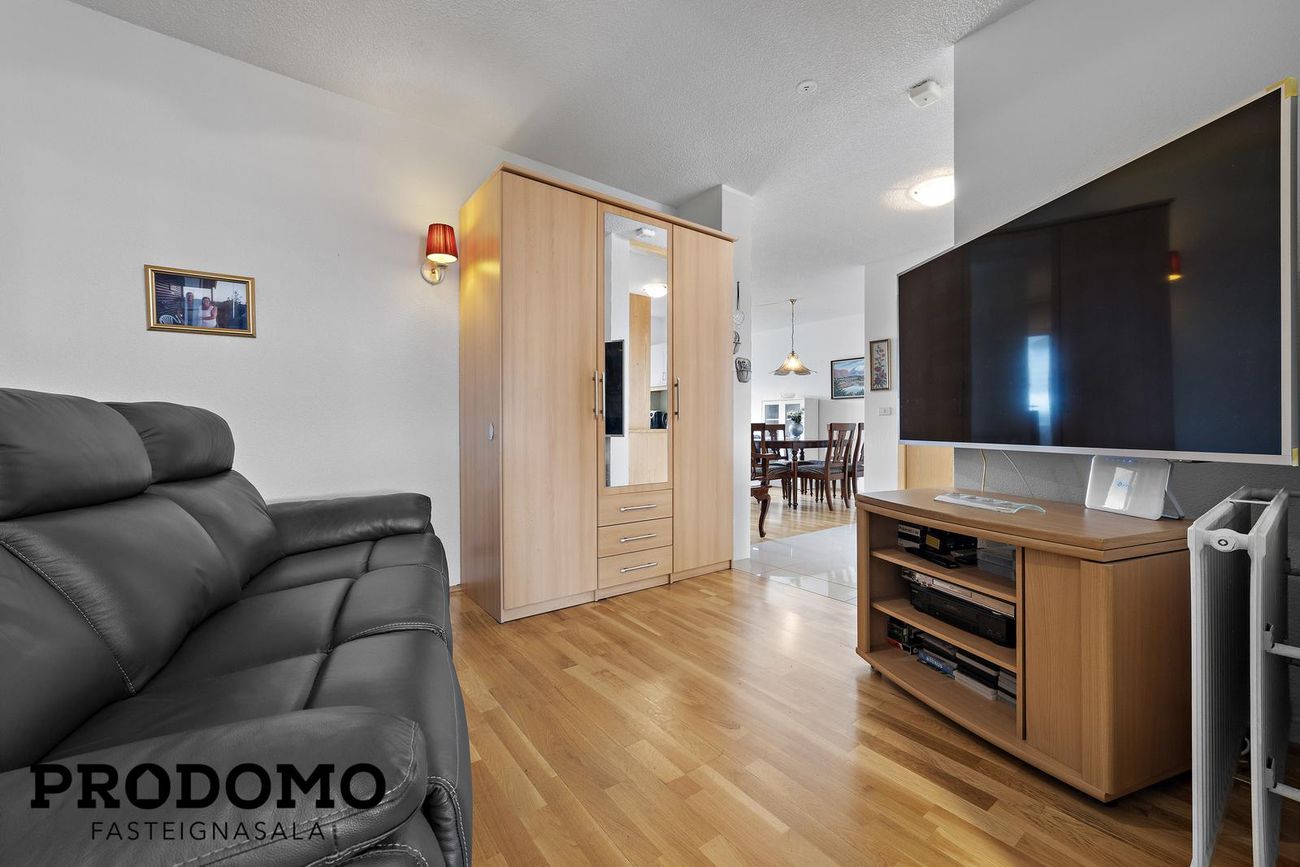 Brekkustígur 35C, 260 Reykjanesbær