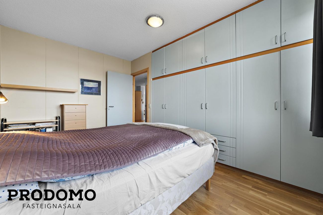 Brekkustígur 35C, 260 Reykjanesbær