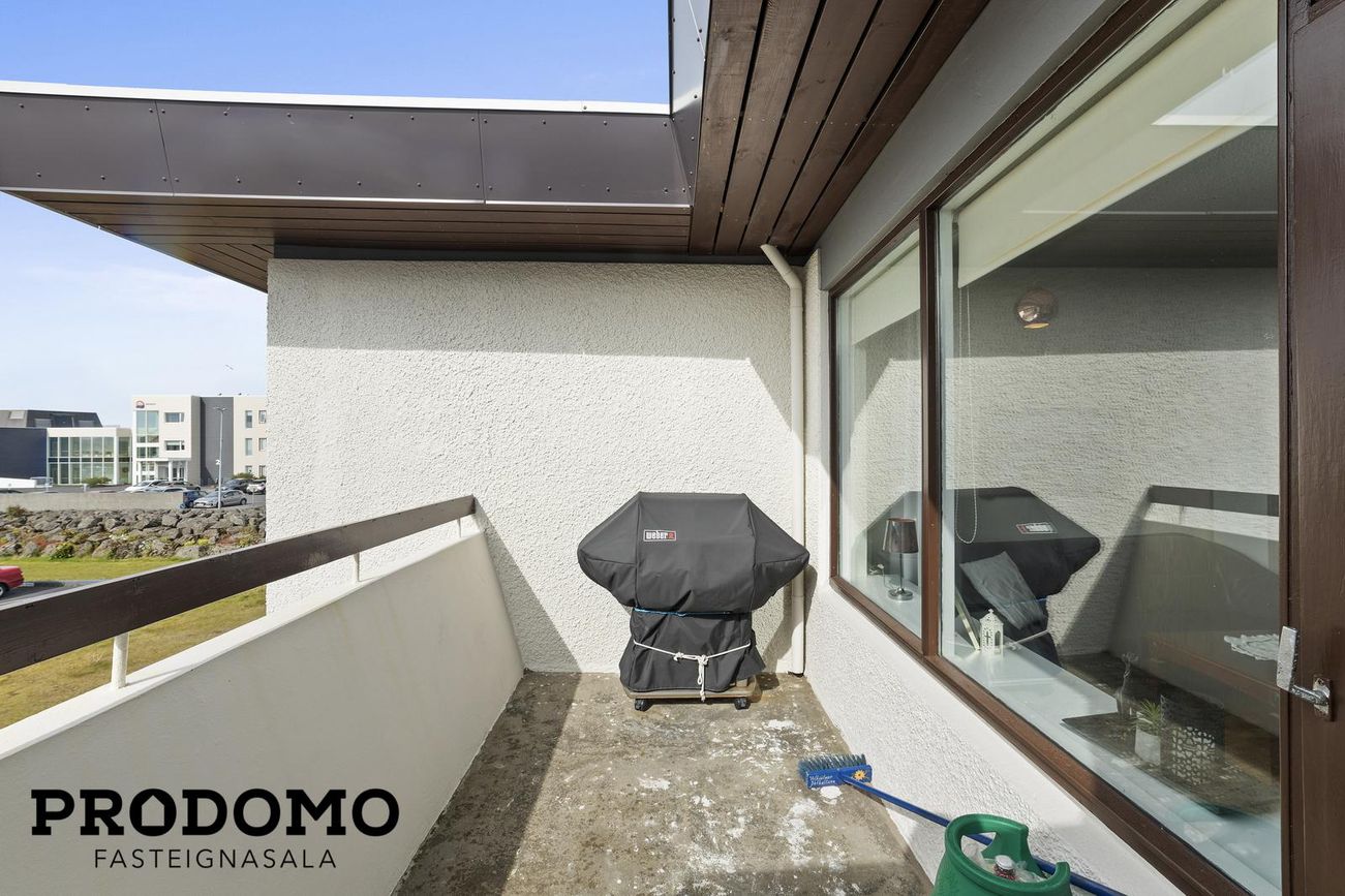 Brekkustígur 35C, 260 Reykjanesbær