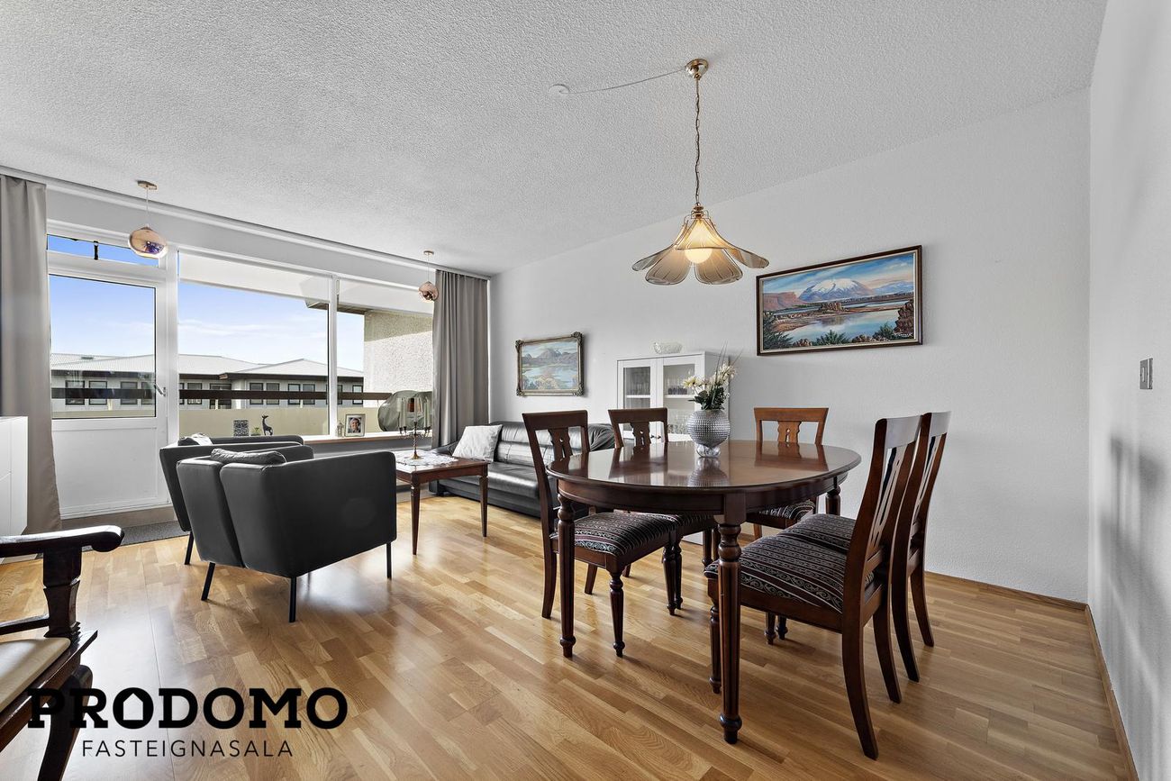 Brekkustígur 35C, 260 Reykjanesbær