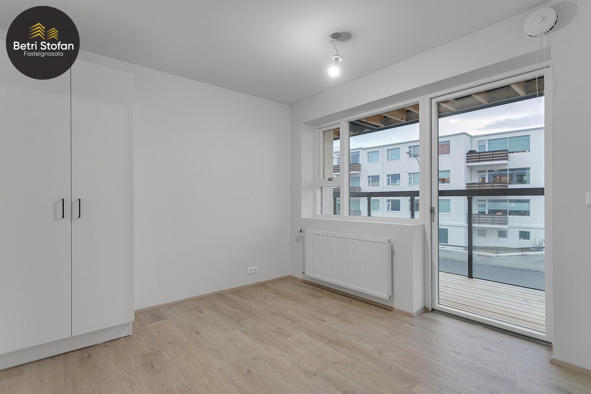 Dunhagi 18, 107 Reykjavík