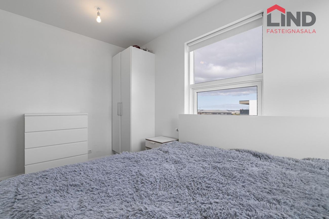 Dalsbraut 6, 260 Reykjanesbær