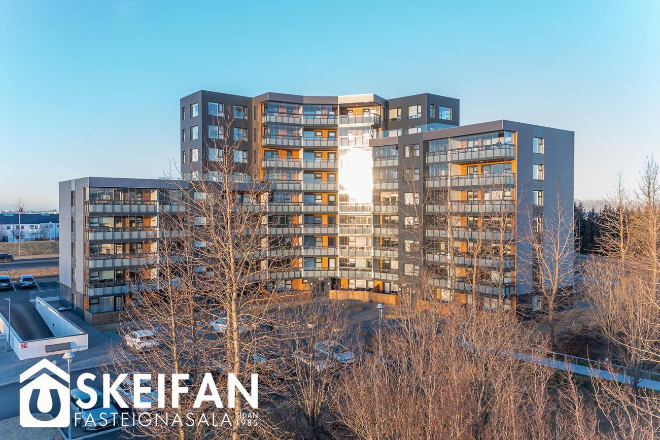 Hraunbær 103C, 110 Reykjavík