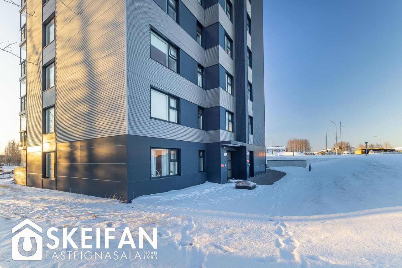 Hraunbær 103C, 110 Reykjavík