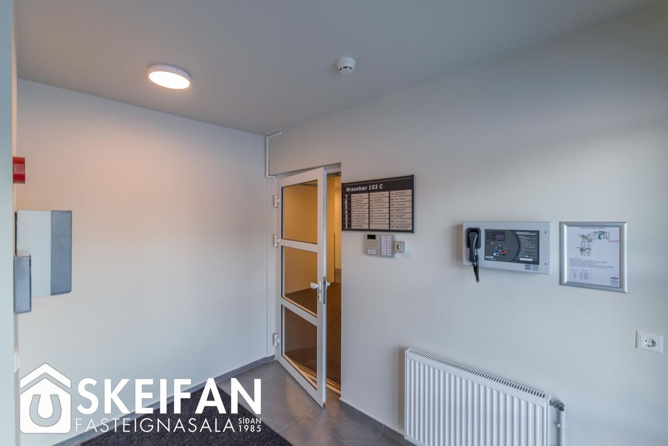 Hraunbær 103C, 110 Reykjavík