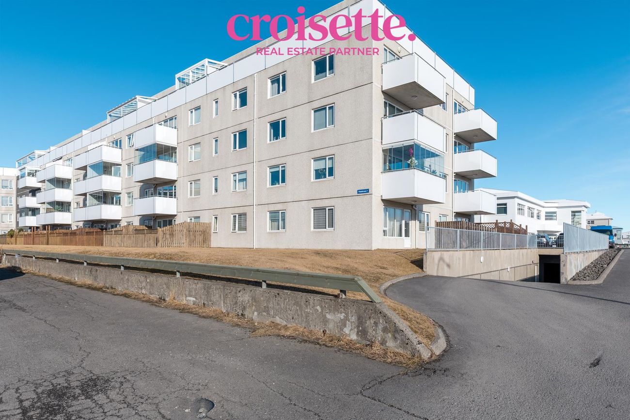 Flatahraun 1, 220 Hafnarfjörður