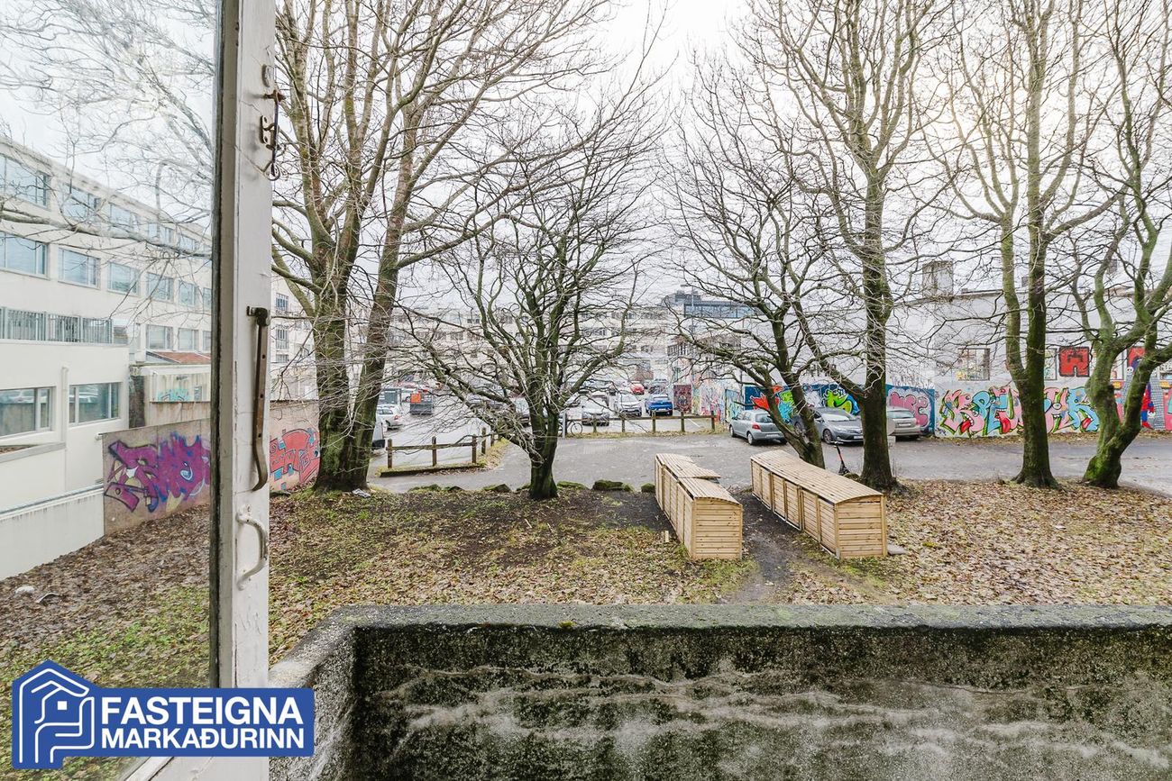 Snorrabraut 33, 105 Reykjavík