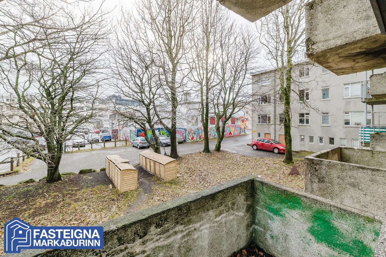 Snorrabraut 33, 105 Reykjavík