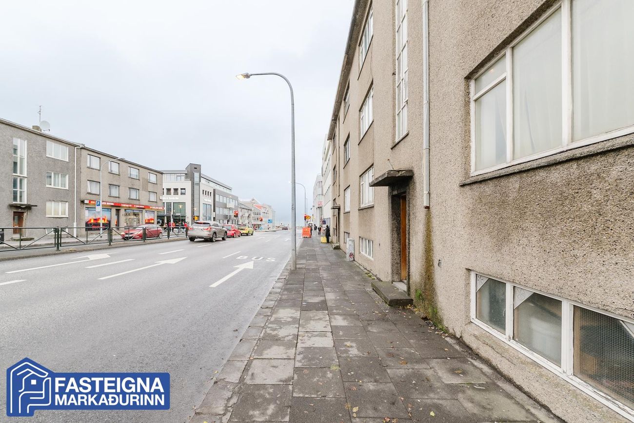 Snorrabraut 33, 105 Reykjavík