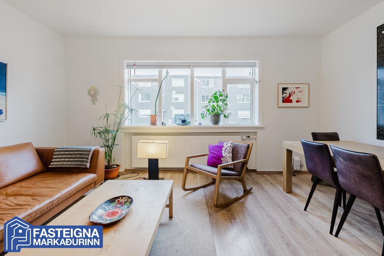 Snorrabraut 33, 105 Reykjavík