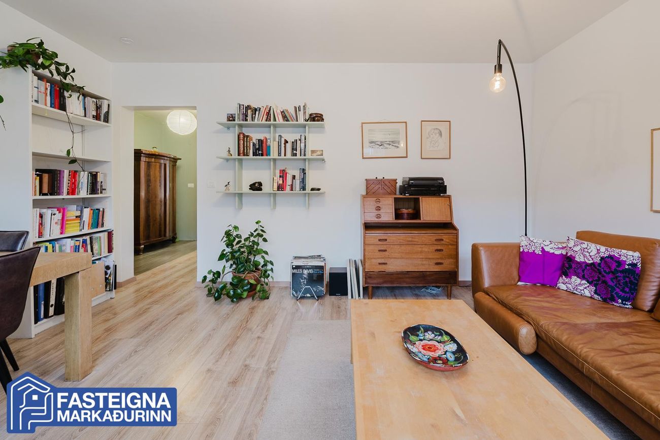 Snorrabraut 33, 105 Reykjavík