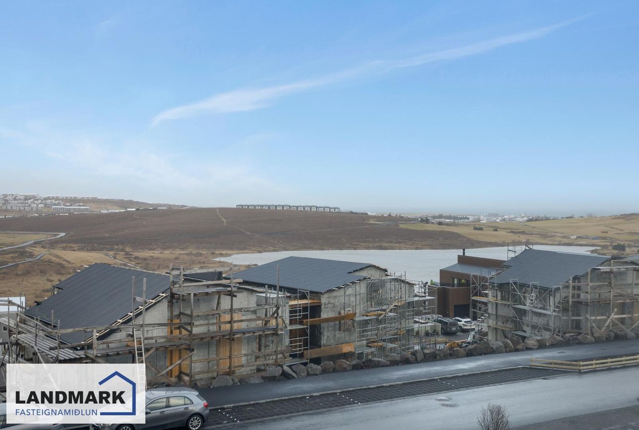 Holtsvegur 47 - 0302, 210 Garðabær