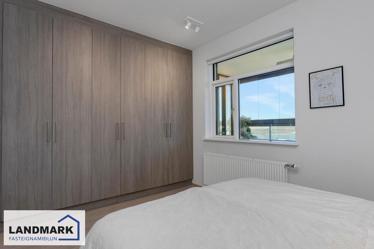 Holtsvegur 47 - 0302, 210 Garðabær