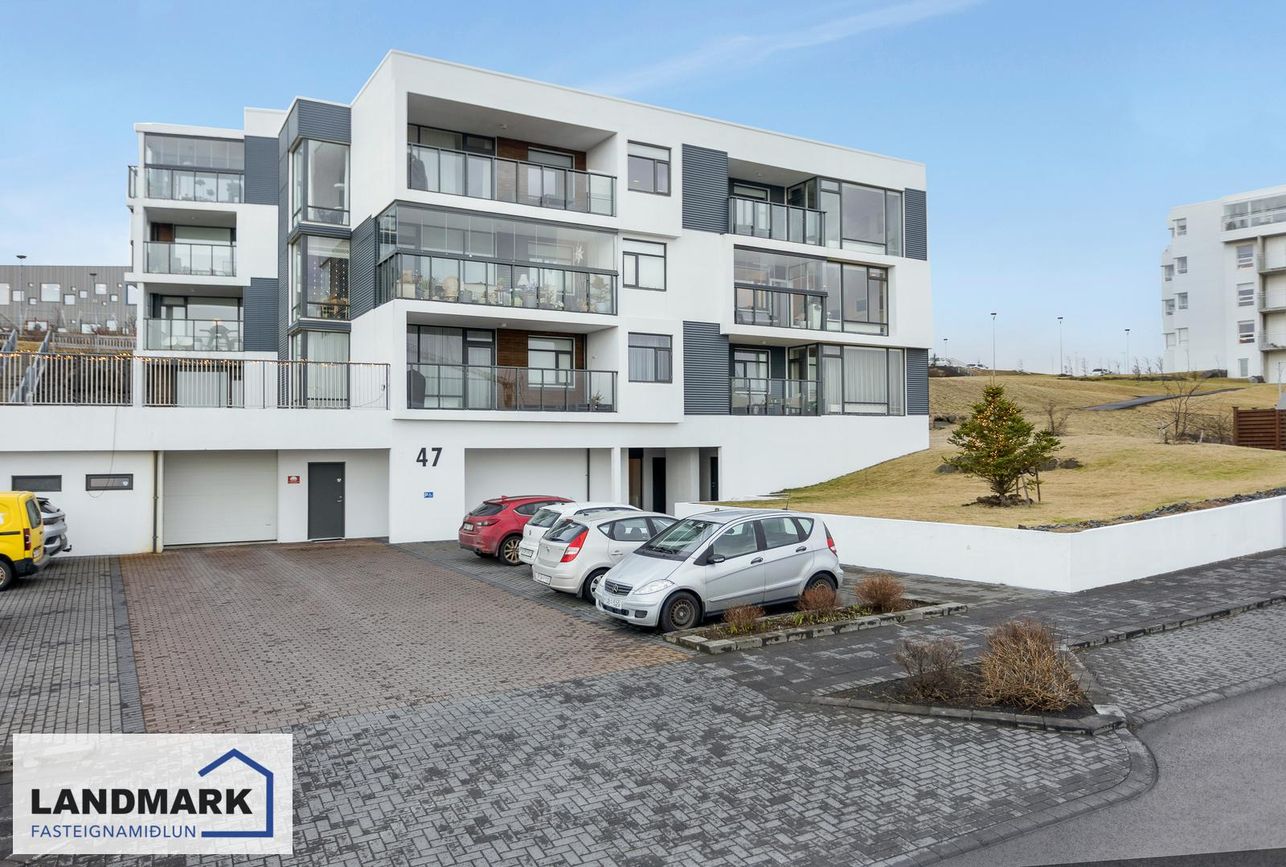 Holtsvegur 47 - 0302, 210 Garðabær