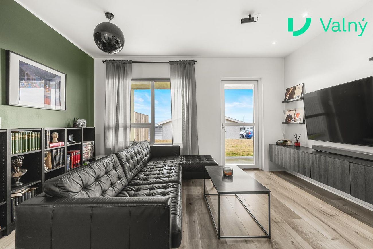 Trönudalur 3, 260 Reykjanesbær
