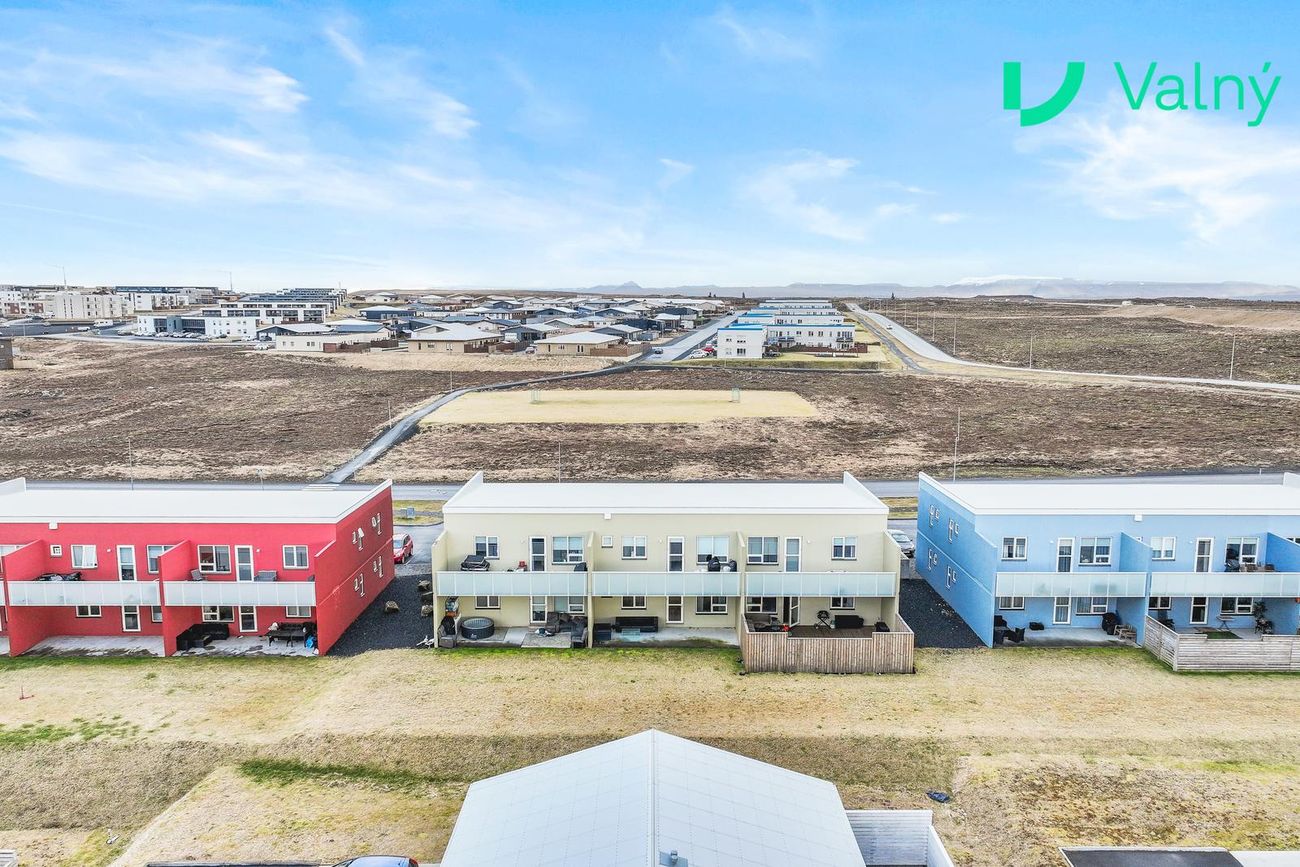 Trönudalur 3, 260 Reykjanesbær