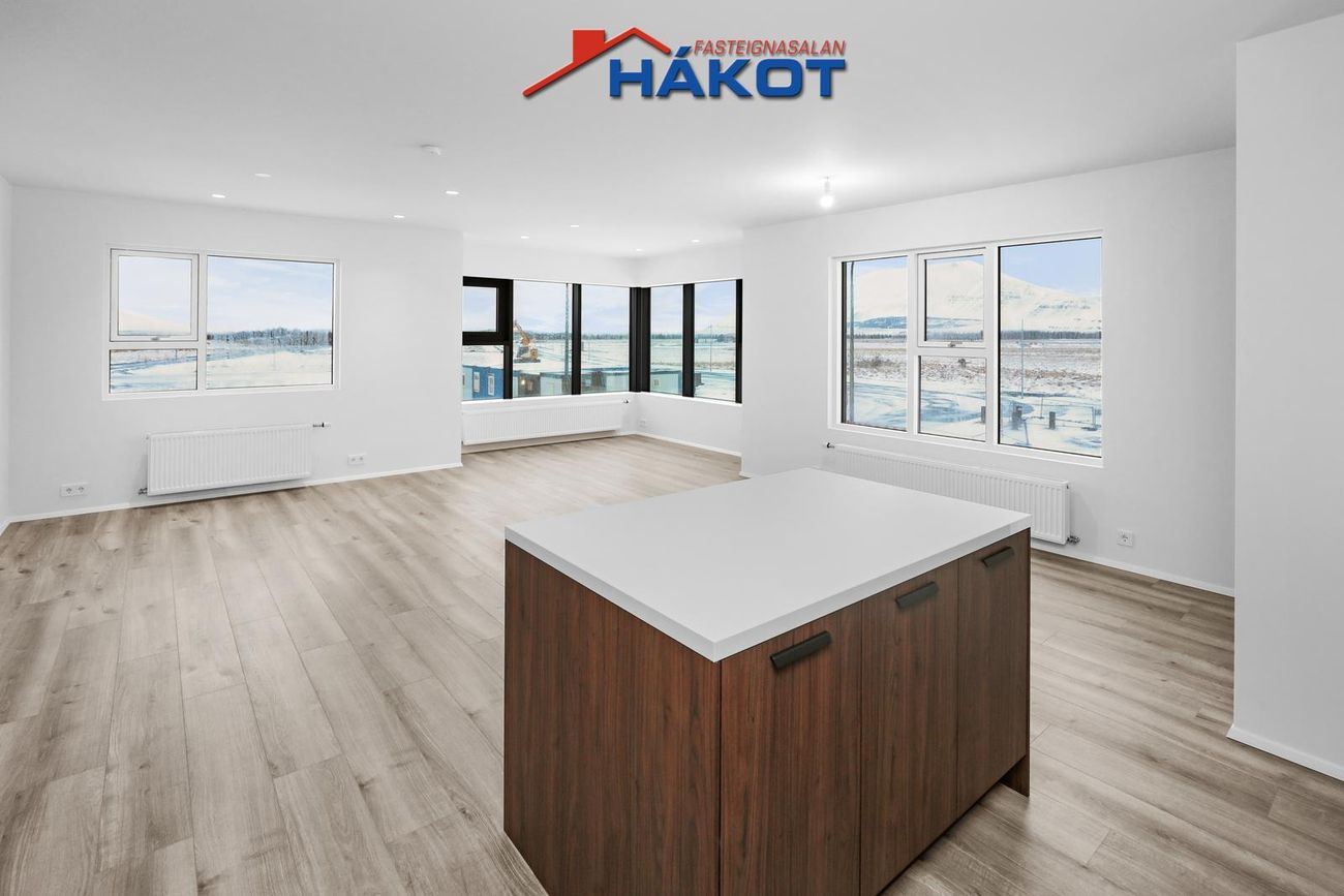 Asparskógar 18, 300 Akranes