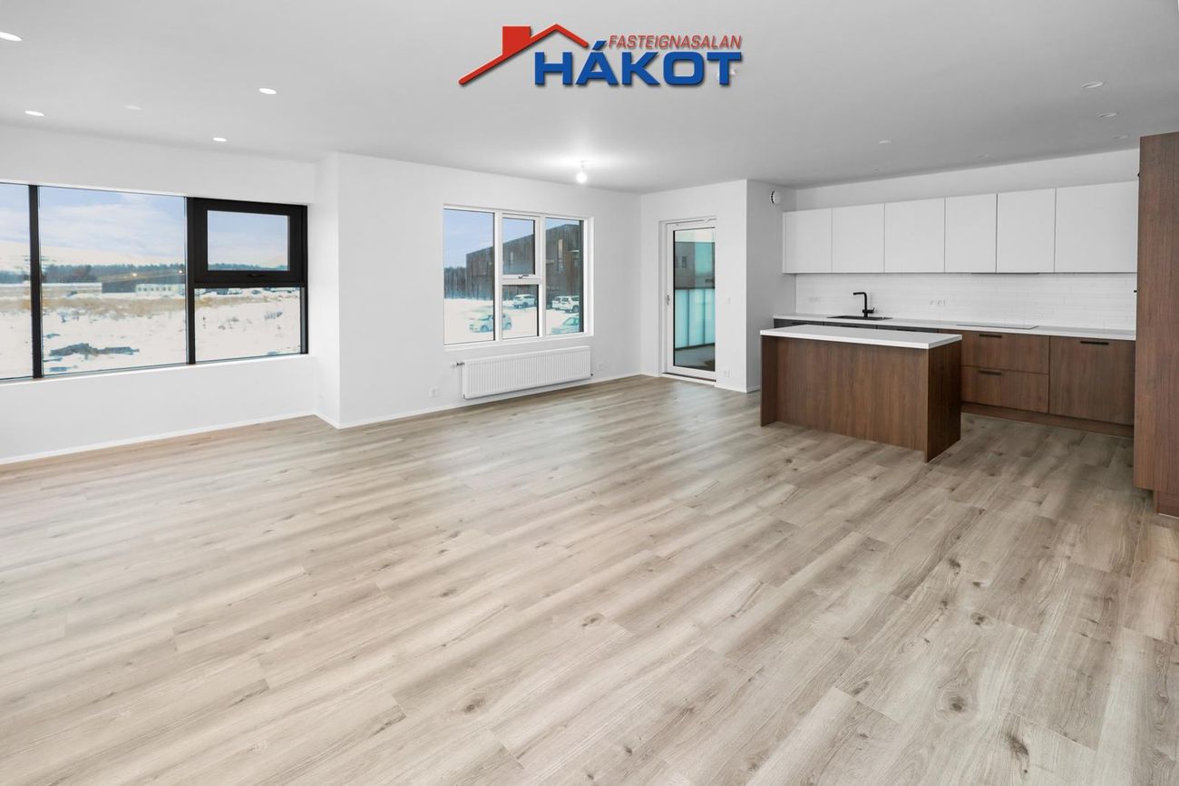 Asparskógar 18, 300 Akranes