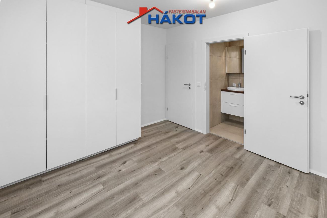Asparskógar 18, 300 Akranes