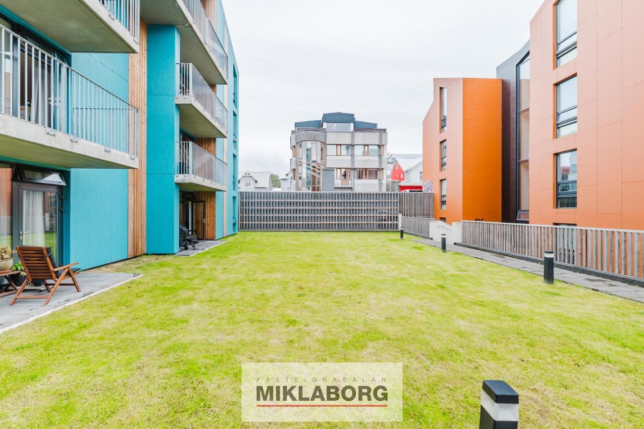 Hverfisgata 92A, 101 Reykjavík