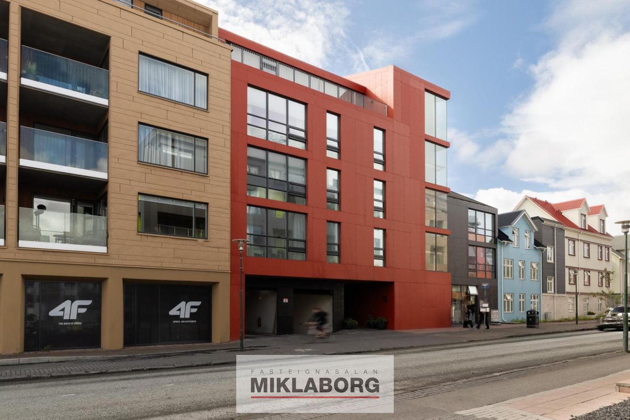 Hverfisgata 92A, 101 Reykjavík