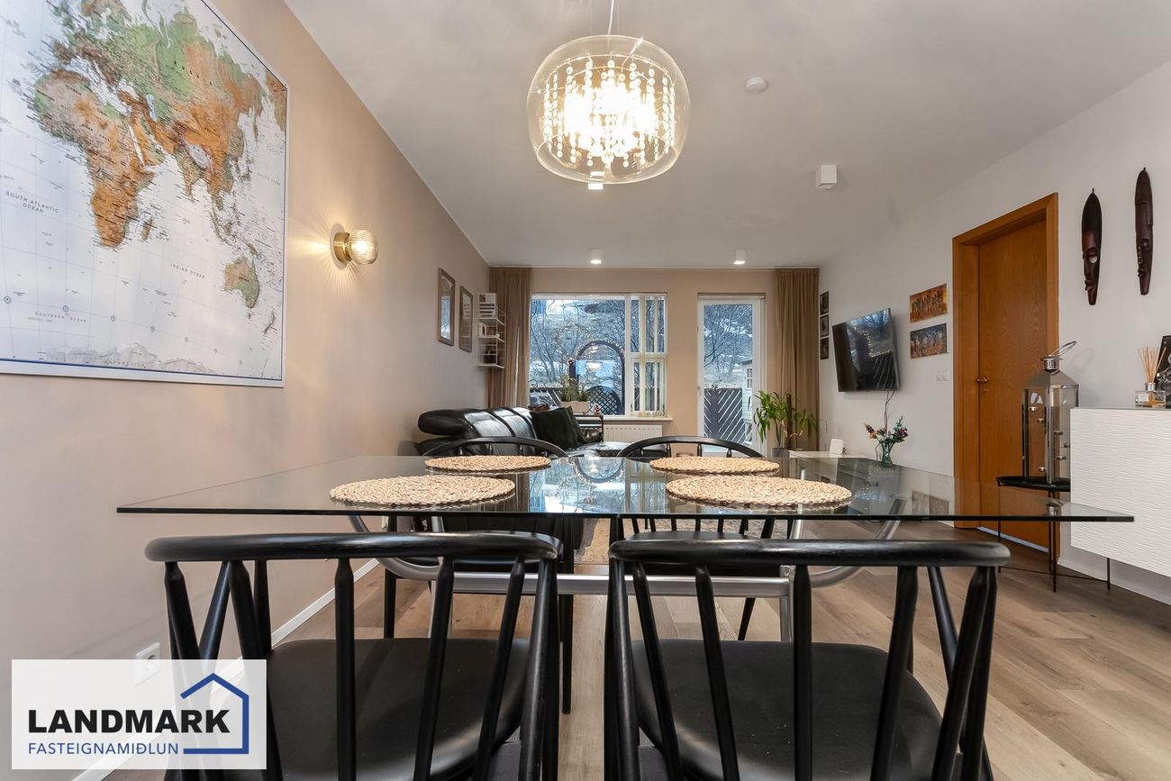 Jötnaborgir 12, 112 Reykjavík