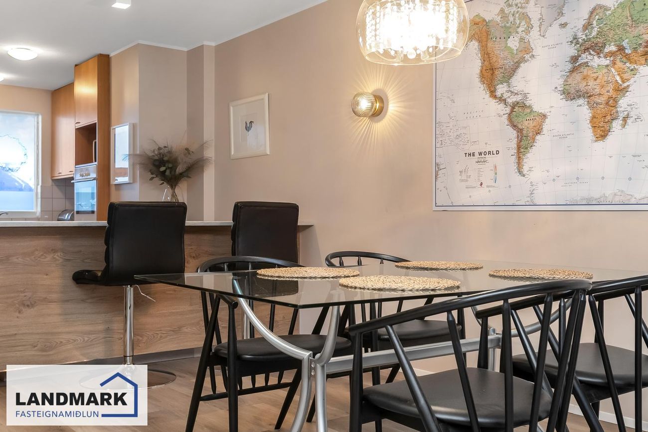 Jötnaborgir 12, 112 Reykjavík