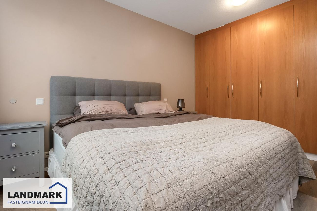 Jötnaborgir 12, 112 Reykjavík