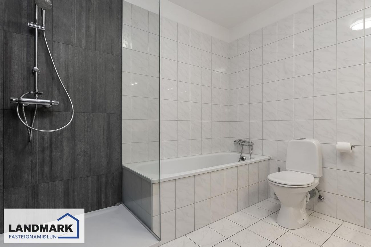 Jötnaborgir 12, 112 Reykjavík