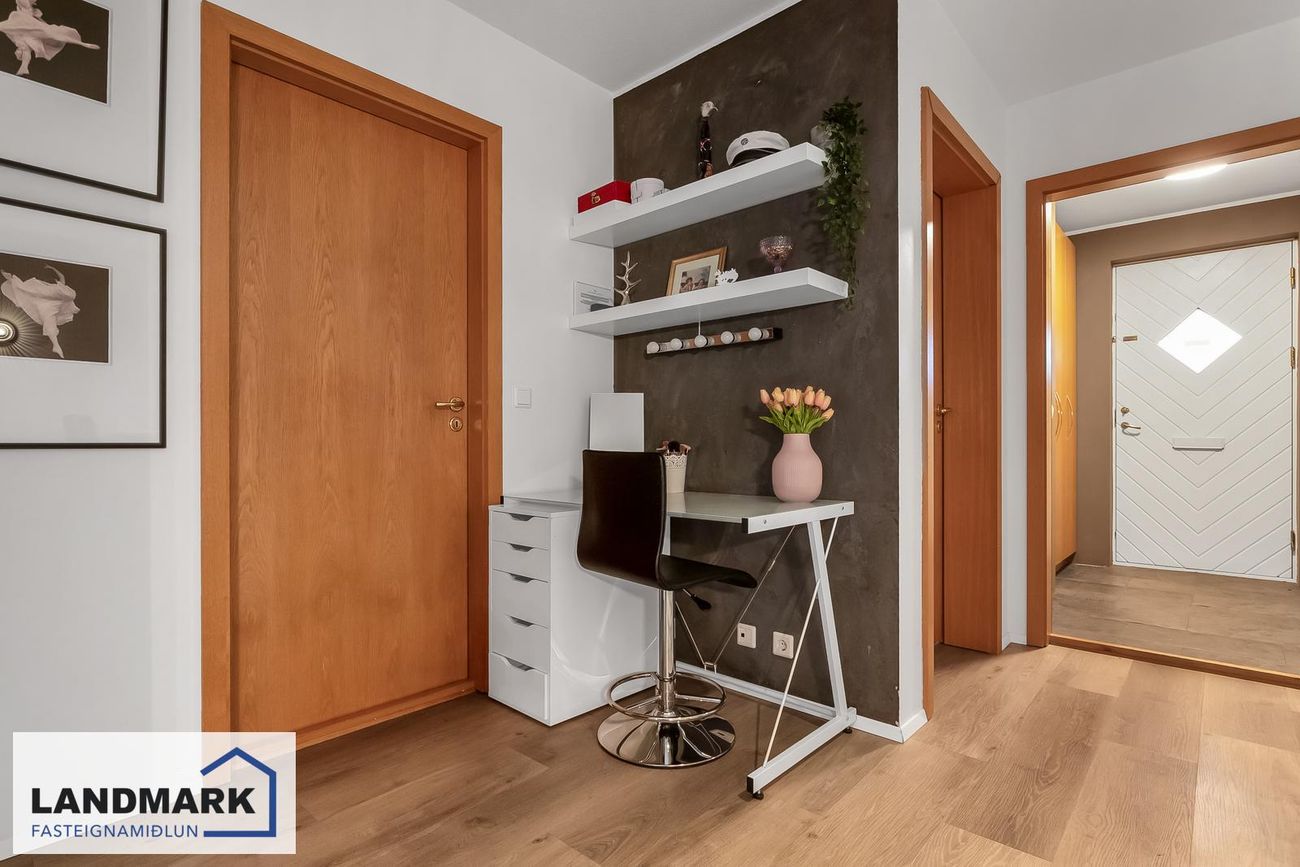 Jötnaborgir 12, 112 Reykjavík