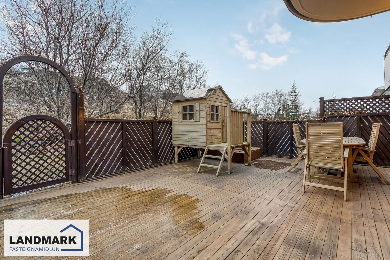 Jötnaborgir 12, 112 Reykjavík