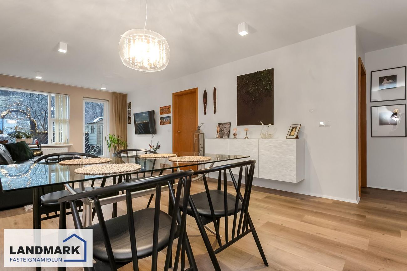 Jötnaborgir 12, 112 Reykjavík