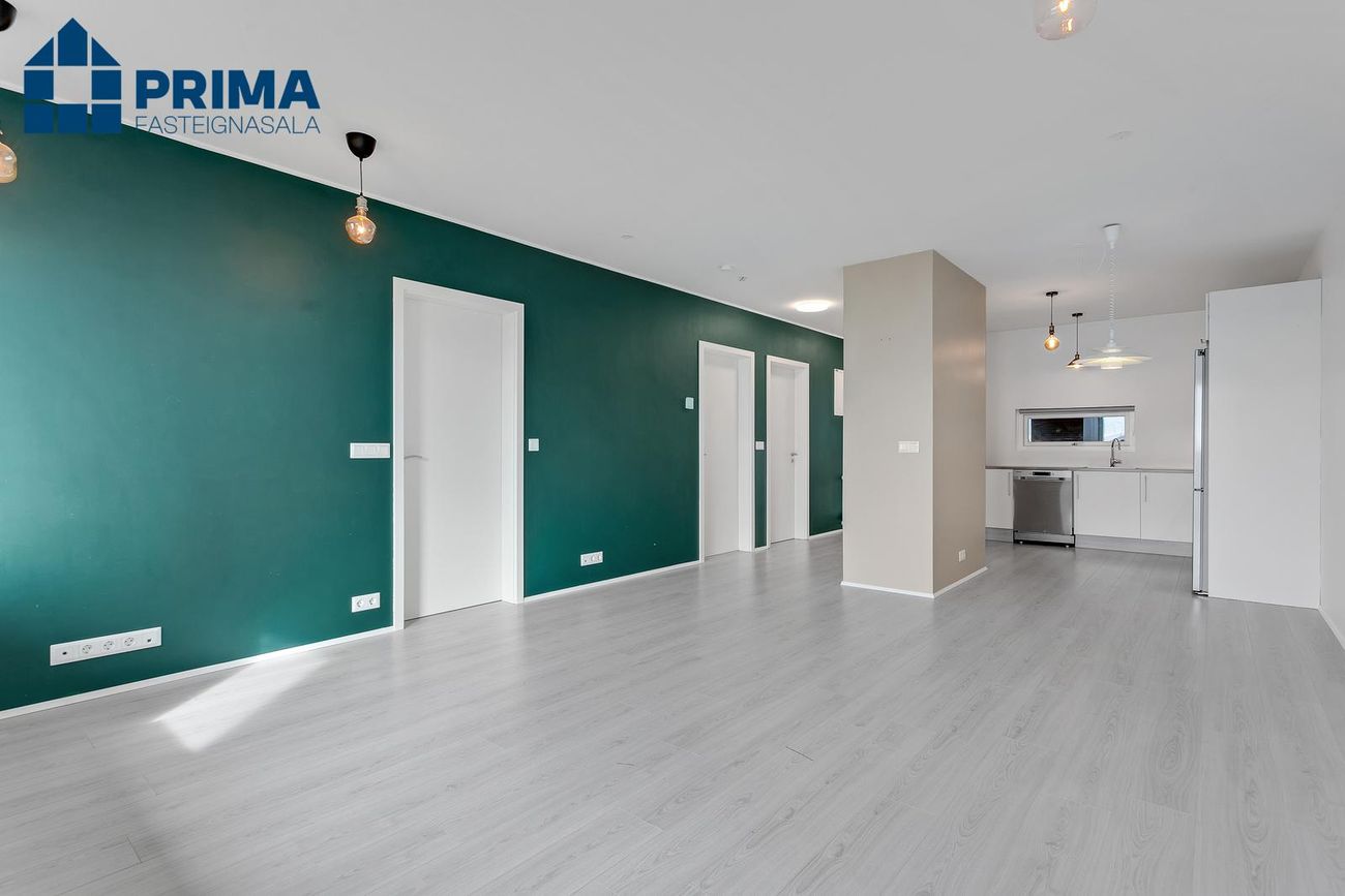 Dalsbraut 4, 260 Reykjanesbær