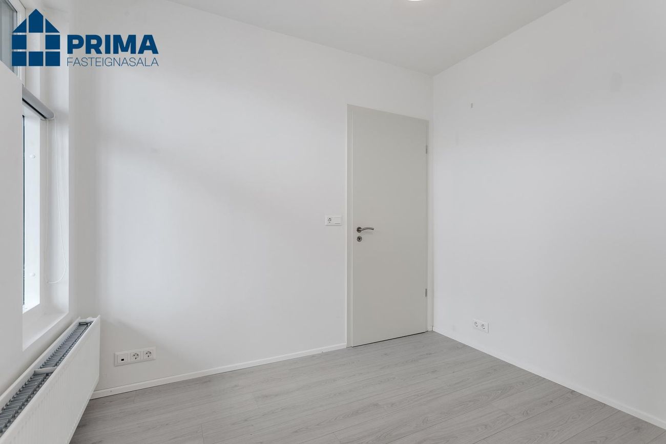 Dalsbraut 4, 260 Reykjanesbær