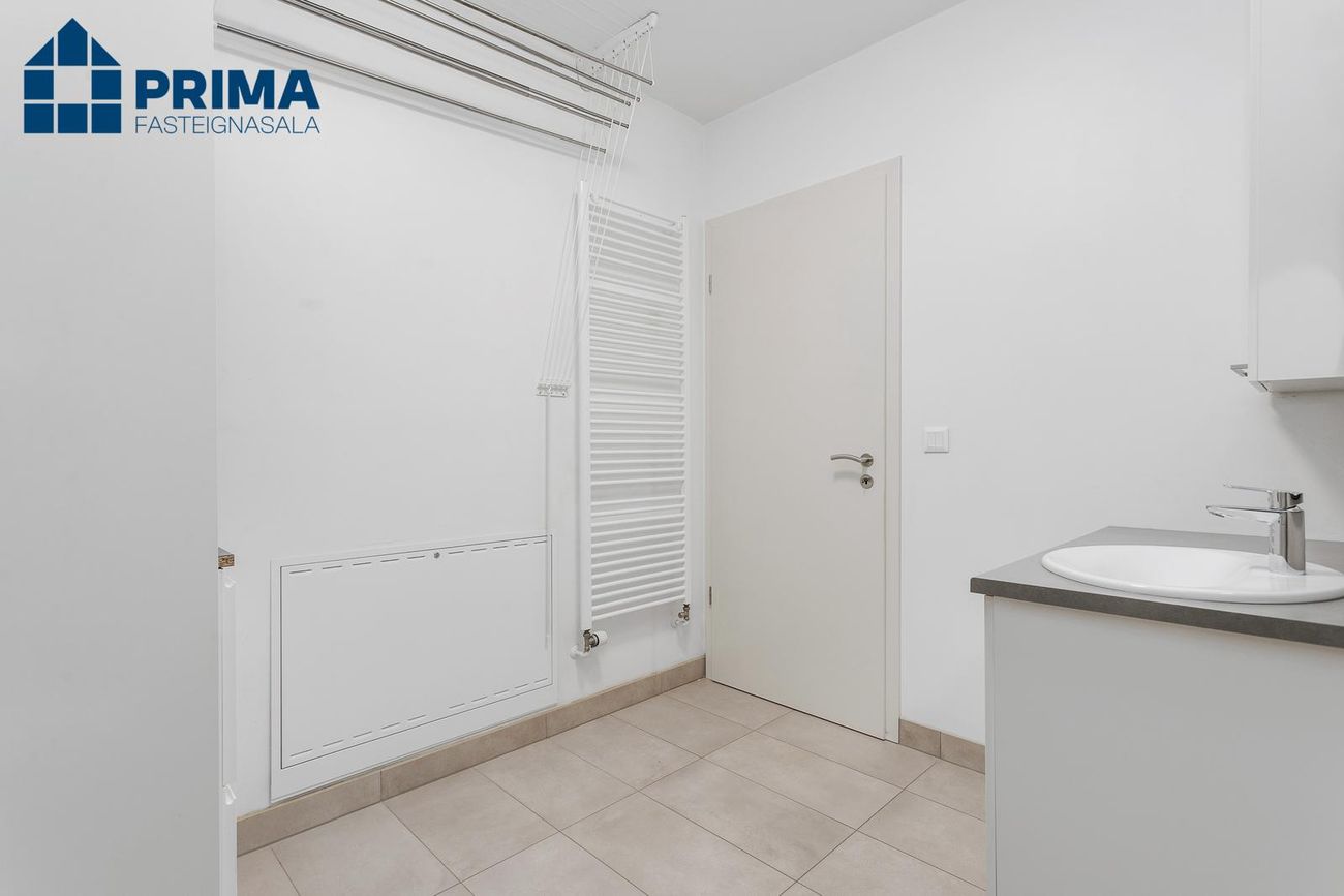 Dalsbraut 4, 260 Reykjanesbær