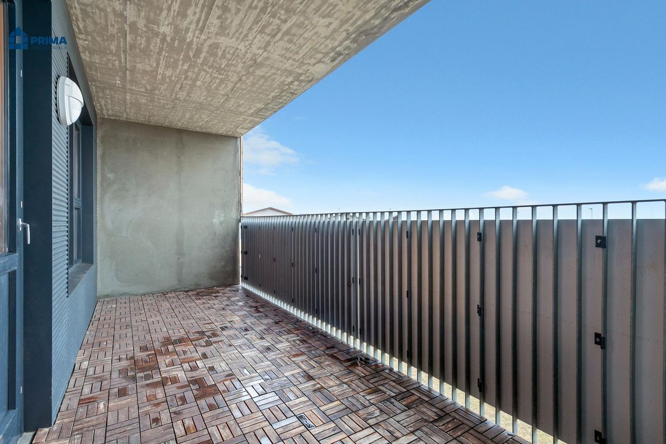 Dalsbraut 4, 260 Reykjanesbær