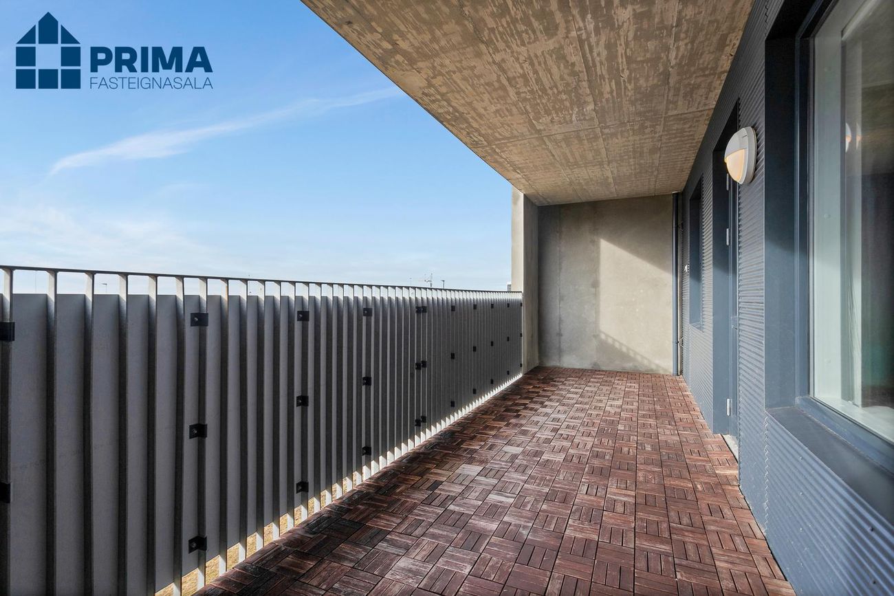 Dalsbraut 4, 260 Reykjanesbær