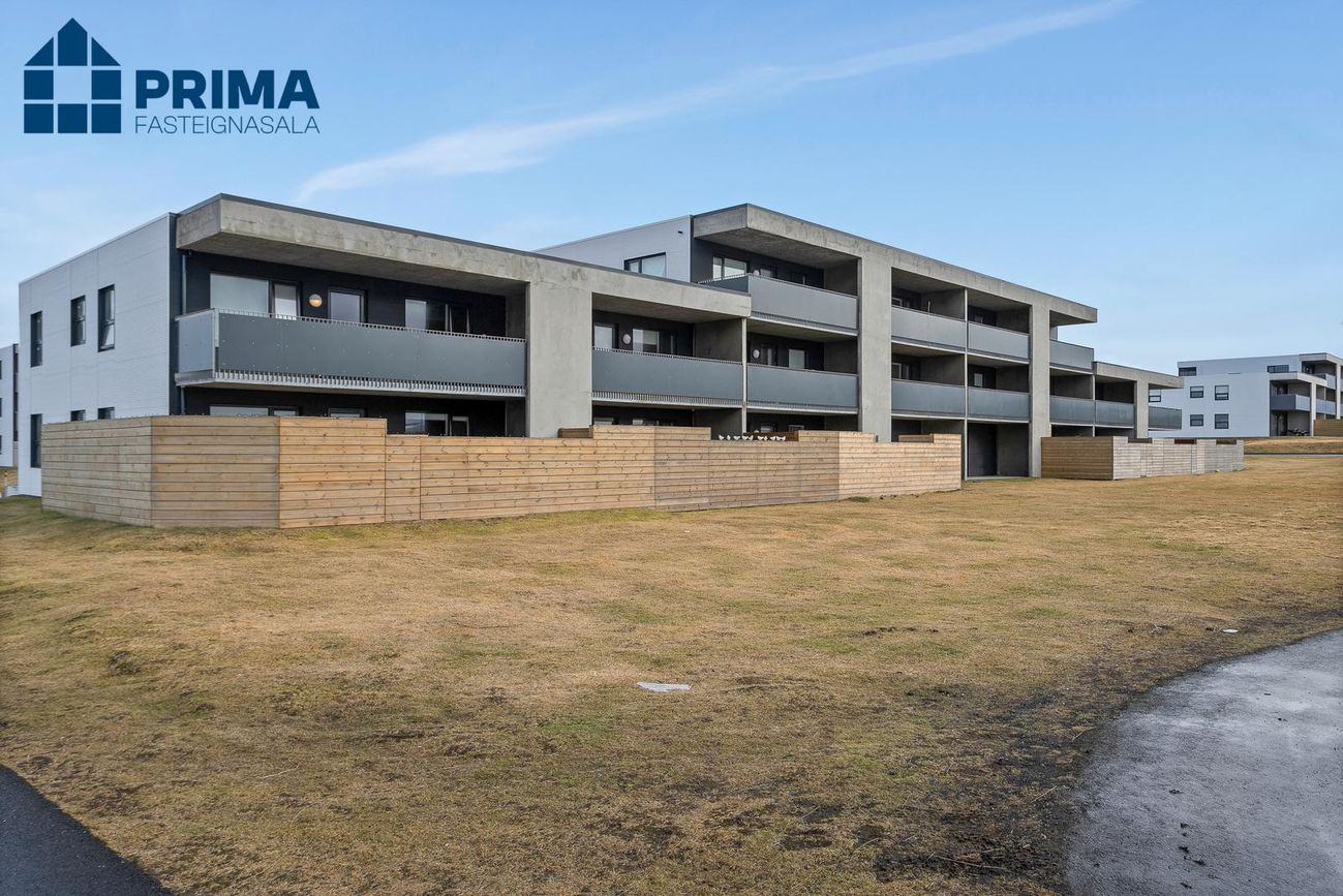 Dalsbraut 4, 260 Reykjanesbær