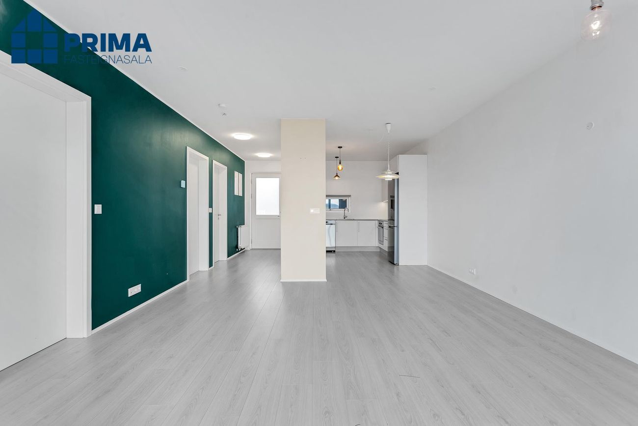 Dalsbraut 4, 260 Reykjanesbær