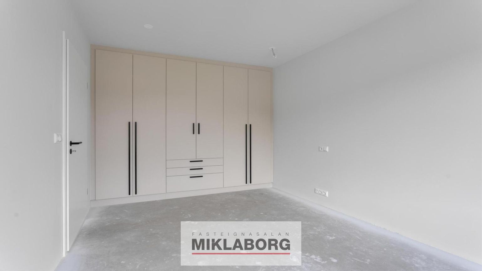 Hringhamar 35, 221 Hafnarfjörður