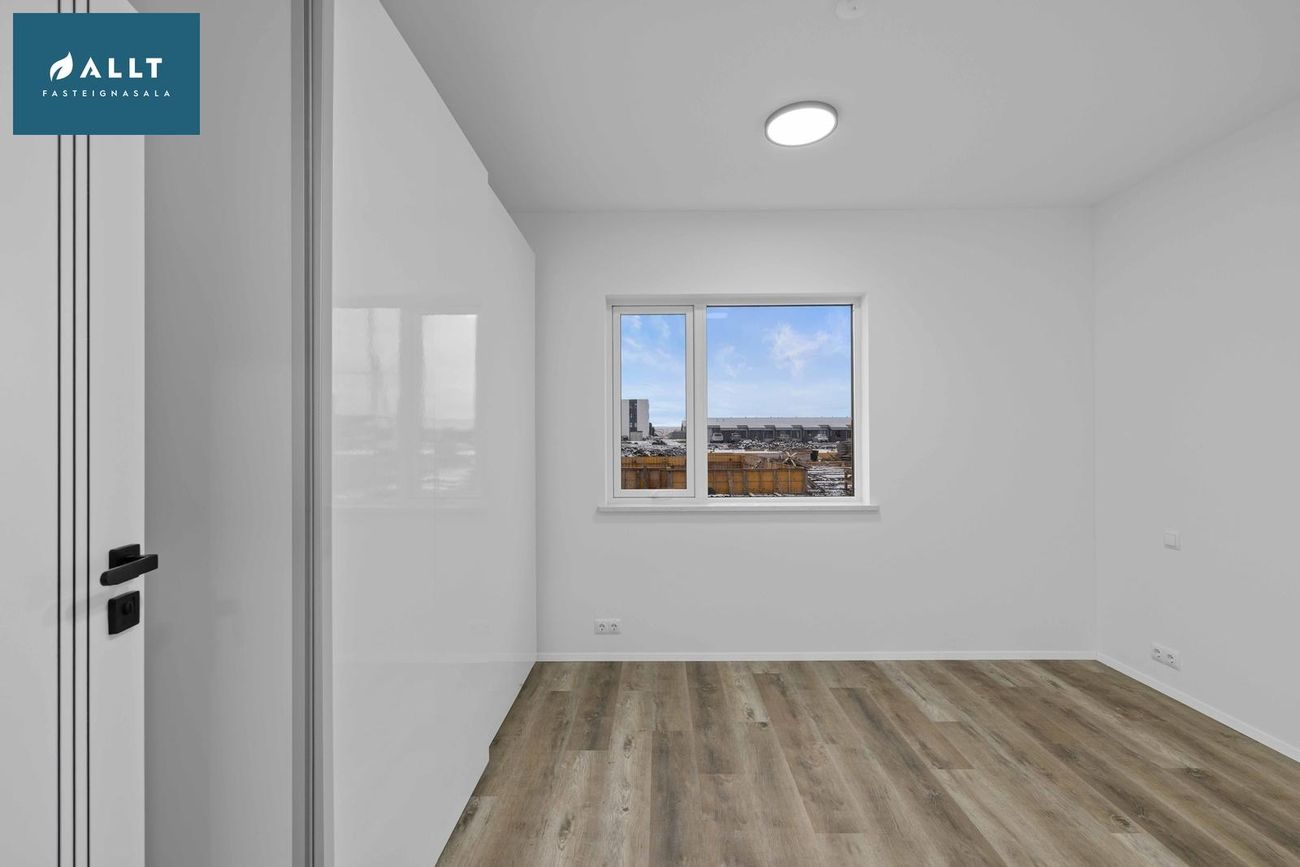 Hrafnaborg 9C - 0103, 190 Sveitarfélagið Vogar