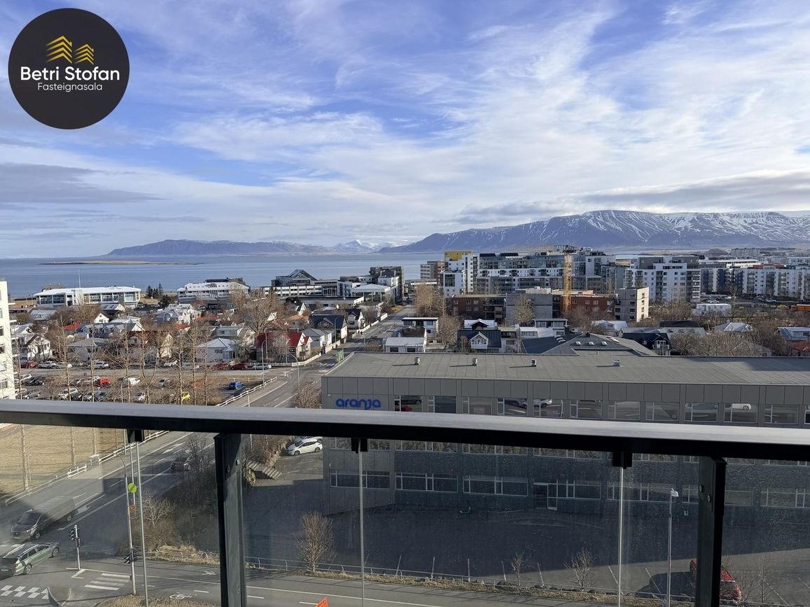 Laugavegur 168B - 0704, 105 Reykjavík