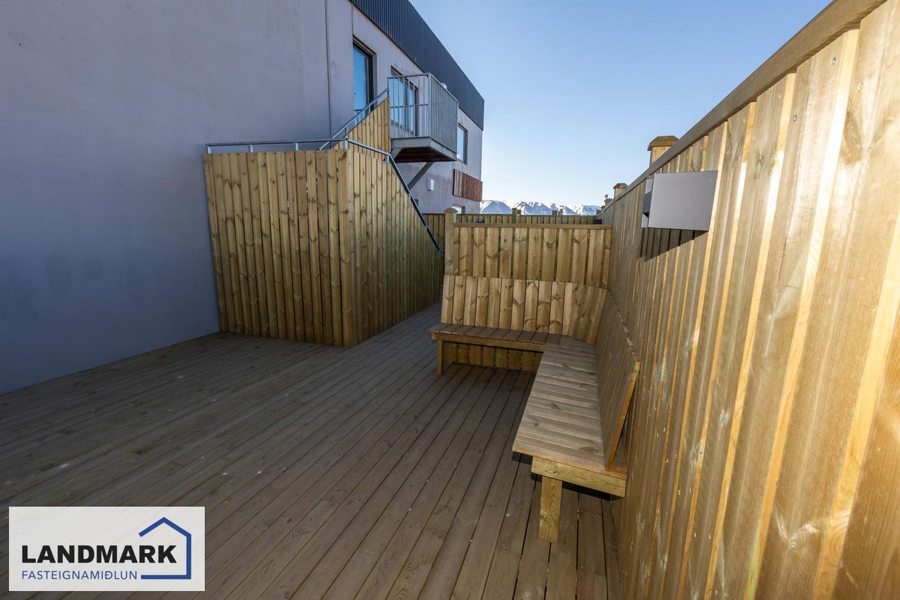 Tryggvabraut 24, 600 Akureyri