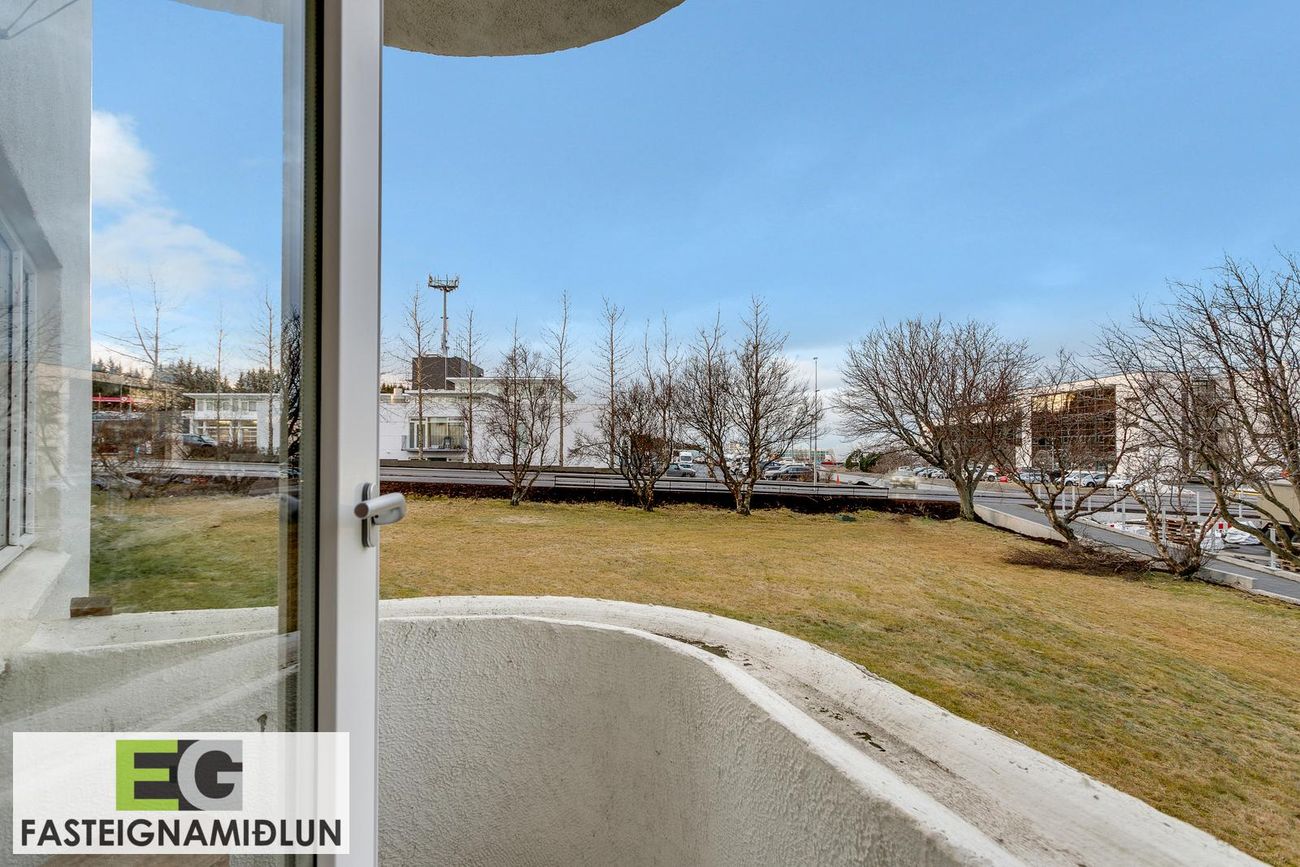 Eskihlíð 16, 105 Reykjavík